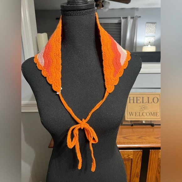 NWT-Sunday State Accessories Crochet Bandana Hair Scarf , Orange/Pink - Picture 3 of 4